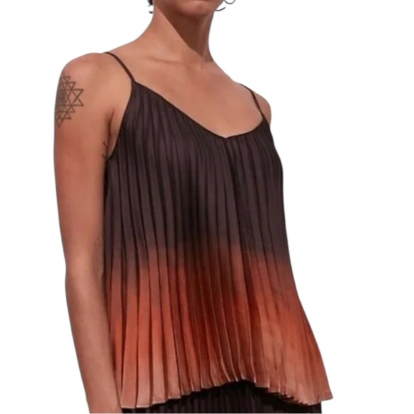 Banana Republic Women's Pleated Ombre Cami Top - Picture 1 of 6